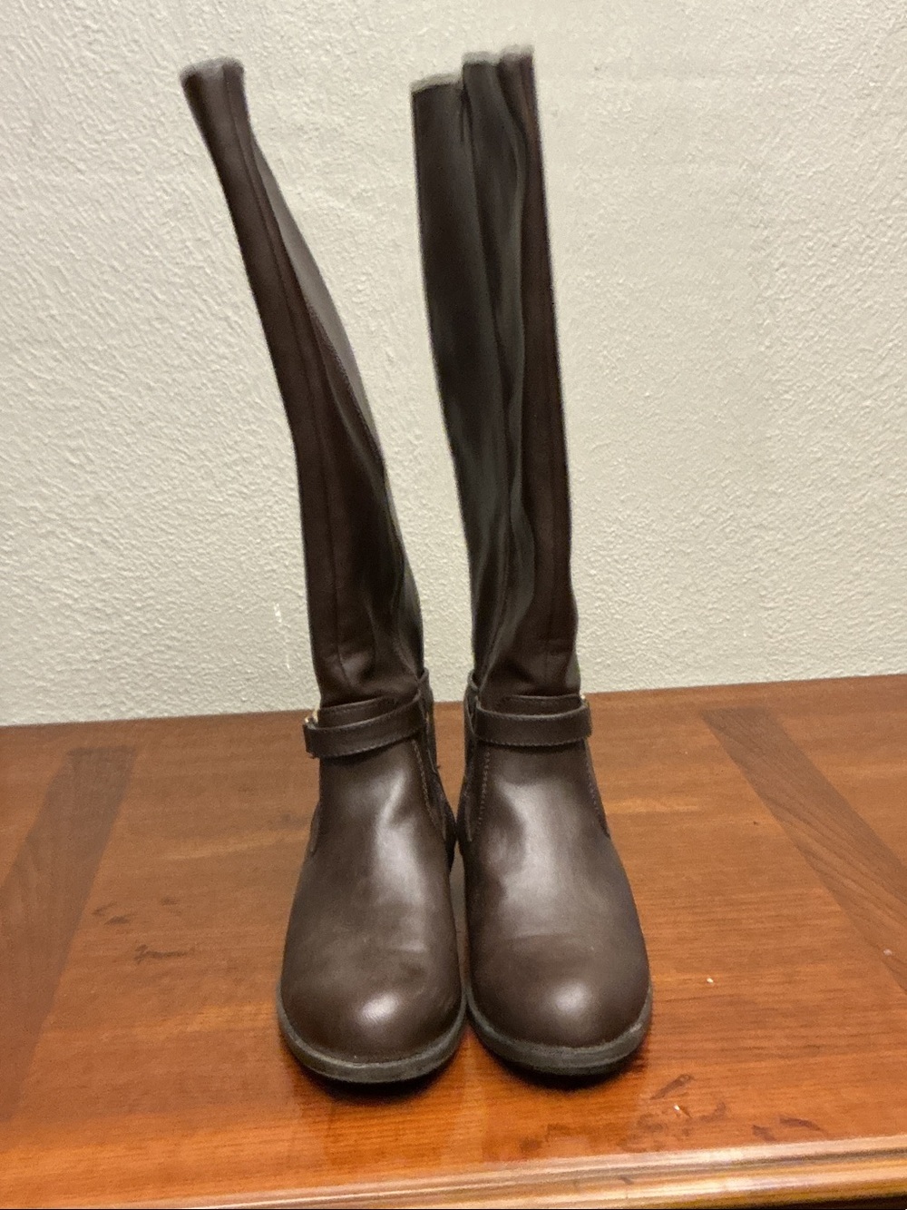 dexflex comfort Tall Riding Boots in Brown side zipper Sz 7, 3211